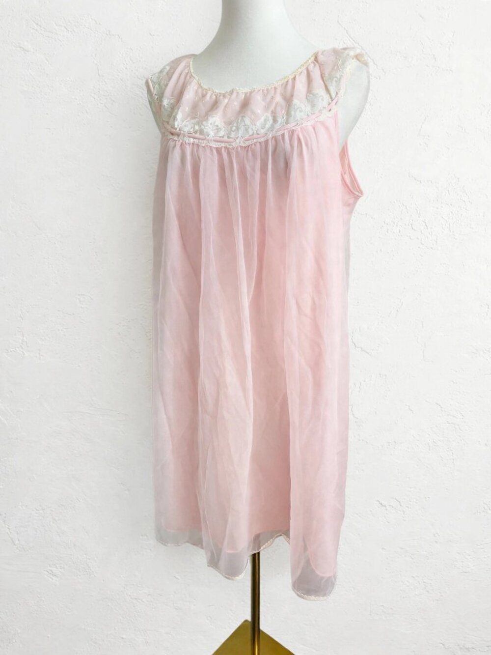 French Maid Vintage Pink Sheer Nightgown L Lace Babydoll 70s Made in Canada